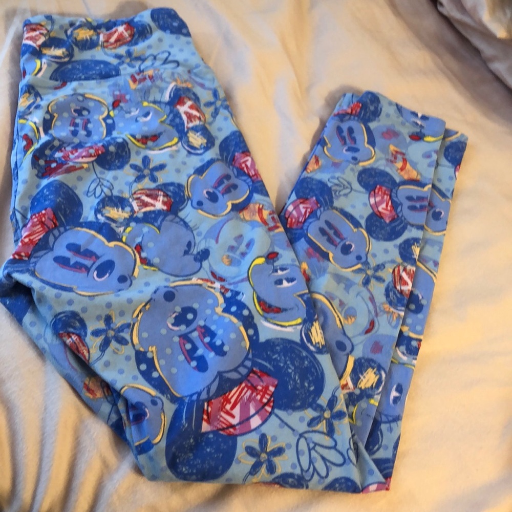 Vintage style Minnie Mouse lularoe leggings